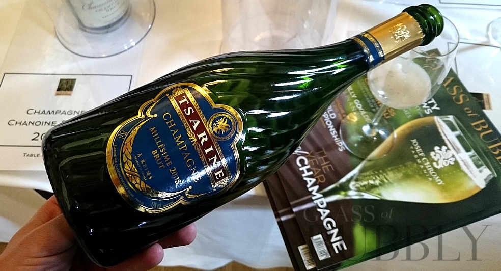 Tsarine Champagne – Glass Of Bubbly