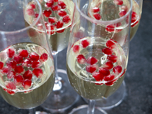 Beauty Benefits of Champagne – Glass Of Bubbly