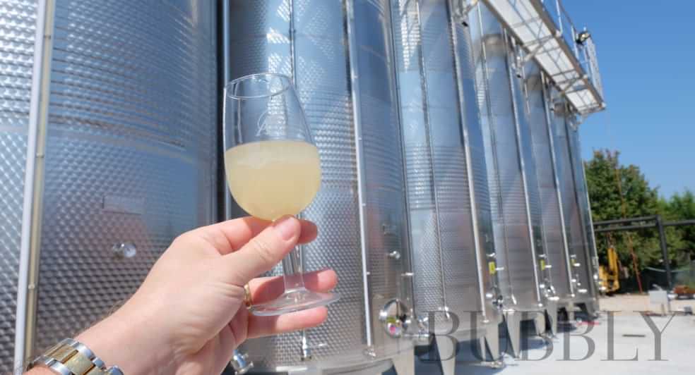 The World Famous Tank Method - Stainless Steel Tanks - Wine Unfiltered The World Famous Tank Method - Stainless Steel Tanks - Wine Unfiltered